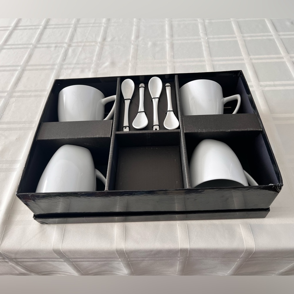 NEW - four piece coffee mugs with spoons in white. Perfect housewarming gift!